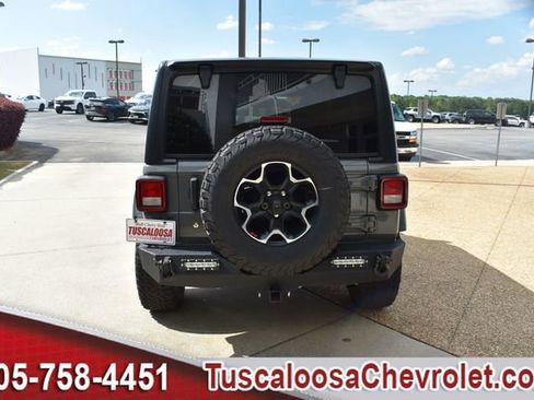 Used 2018 Jeep Wrangler Unlimited Sport S AWD/4WD image 9