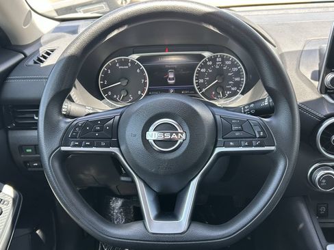 Used 2024 Nissan Sentra SV FWD image 21