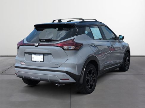 Used 2024 Nissan Kicks SR w/ Interior Electronics Package FWD image 5