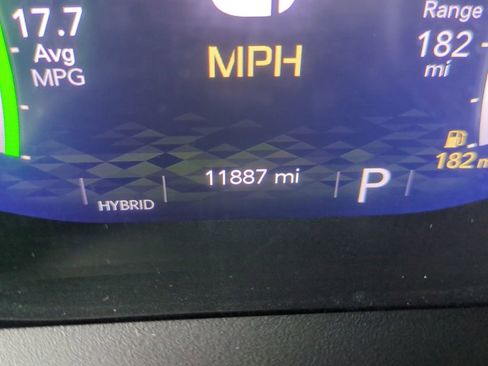 Used 2025 Jeep Wrangler Unlimited Sahara image 29