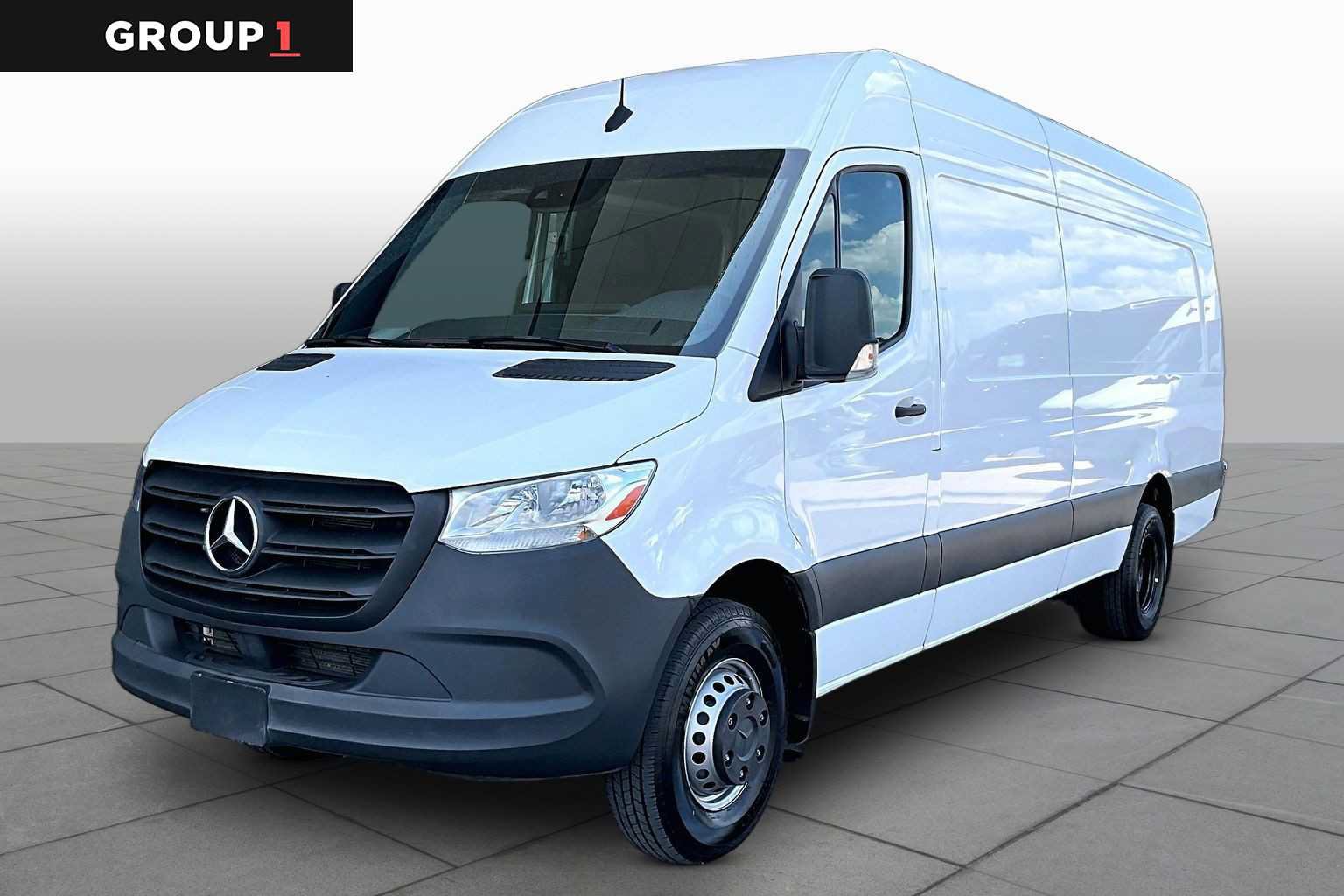 Used 2024 Mercedes-Benz Sprinter 3500 image 1