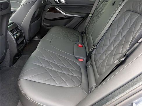 Used 2026 BMW X5 sDrive40i RWD image 16