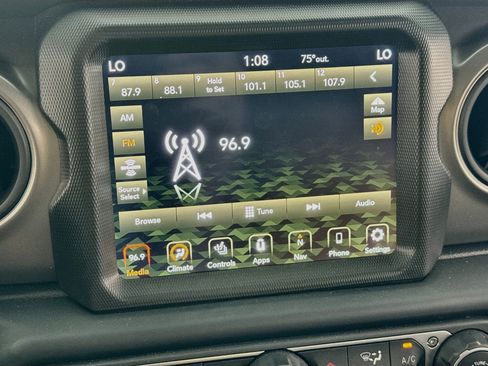 Used 2023 Jeep Wrangler Unlimited w/ Cold Weather Group AWD/4WD image 17