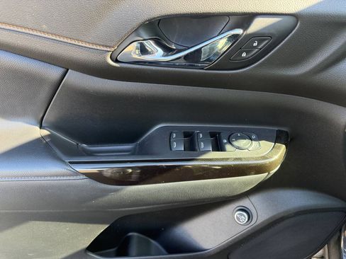 Used 2020 GMC Acadia AT4 AWD/4WD image 15