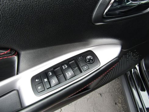 Used 2018 Dodge Journey GT image 25