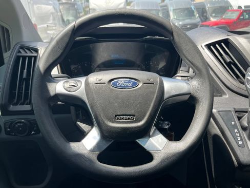 Used 2019 Ford Transit 250 130 Low Roof w/ Exterior Upgrade Package RWD image 16