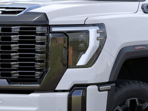 New 2026 GMC Sierra 2500 Denali Ultimate AWD/4WD image 11