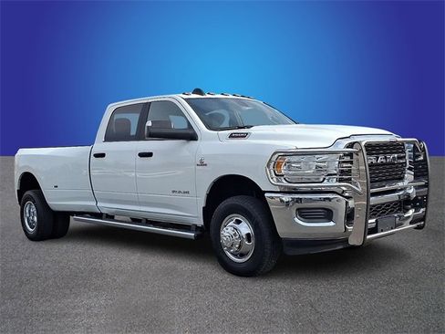Used 2022 RAM 3500 Big Horn image 3