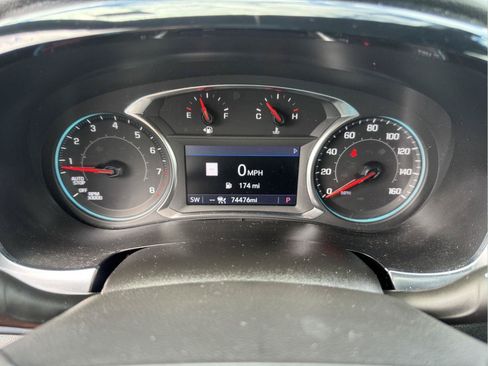 Used 2023 Chevrolet Traverse RS AWD/4WD image 19