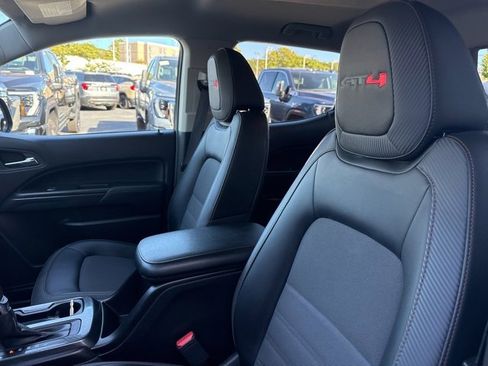 Used 2022 GMC Canyon AT4 image 14