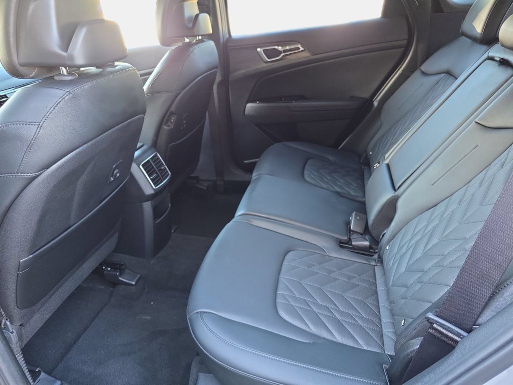Used 2023 Kia Sportage X-Line w/ X-Line Premium Package AWD/4WD image 11