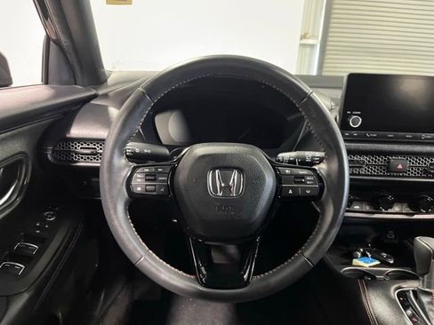 Used 2025 Honda HR-V Sport image 21