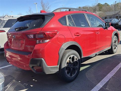 Used 2023 Subaru Crosstrek 2.0i Premium image 5