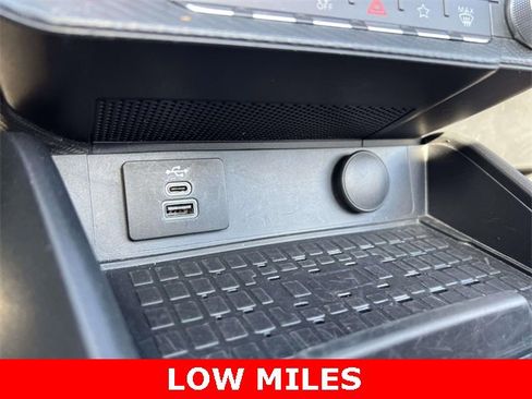 Used 2024 Ford Mustang Premium image 24