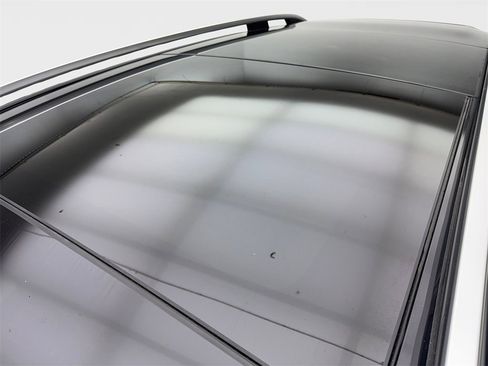 Used 2024 Mercedes-Benz EQB 300 4MATIC w/ Winter Package image 20