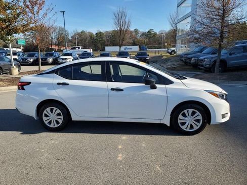 Certified 2025 Nissan Versa S w/ Trunk Package image 3