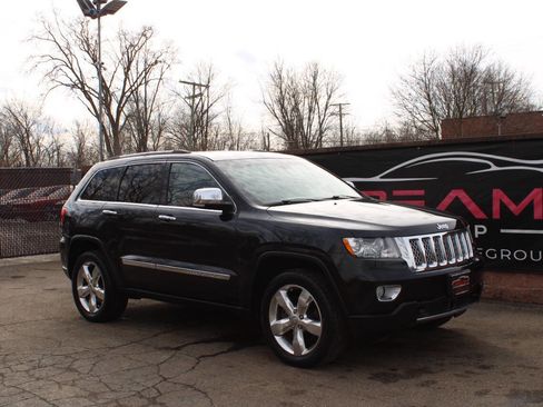 Used 2012 Jeep Grand Cherokee Overland Summit image 4