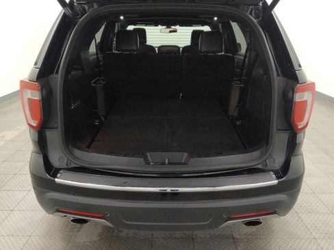 Used 2018 Ford Explorer Limited w/ Equipment Group 301A FWD image 29