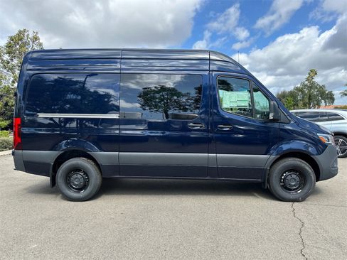 Used 2024 Mercedes-Benz Sprinter 144 Cargo image 2