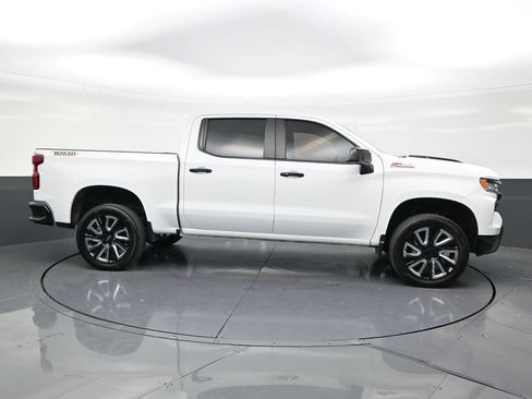 Used 2022 Chevrolet Silverado 1500 LT Trail Boss w/ Protection Package AWD/4WD image 6