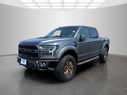 Used 2020 Ford F150 Raptor w/ Equipment Group 802A Luxury AWD/4WD image 7