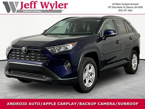 Used 2020 Toyota RAV4 XLE w/ Convenience Package FWD image 1