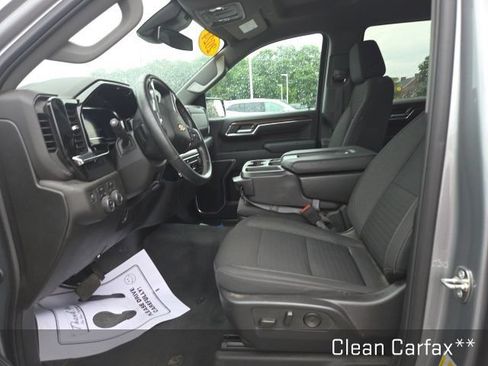 Used 2024 Chevrolet Silverado 1500 LT AWD/4WD image 9