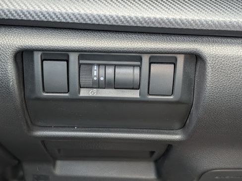 Used 2025 Subaru Crosstrek 2.5i Sport AWD/4WD image 26