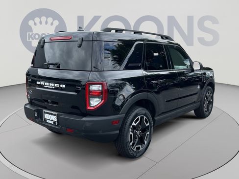 Used 2023 Ford Bronco Sport Outer Banks AWD/4WD image 7