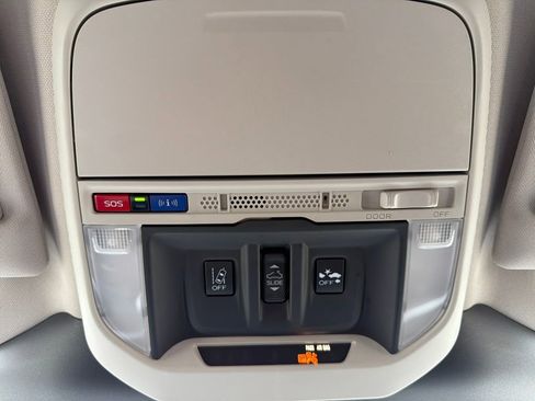 Used 2023 Subaru Forester Premium image 55