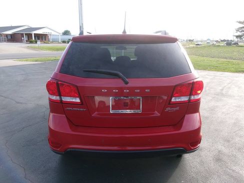 Used 2019 Dodge Journey SE FWD image 5