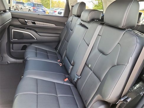 New 2025 Kia Telluride EX image 15