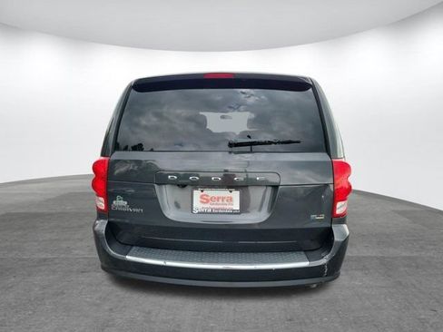 Used 2012 Dodge Grand Caravan SXT FWD image 24