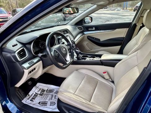 Used 2020 Nissan Maxima 3.5 SV w/ Floor Mat Group FWD image 10