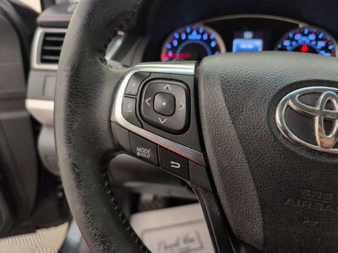 Used 2016 Toyota Camry SE image 37