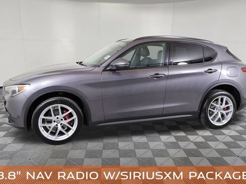 Used 2019 Alfa Romeo Stelvio Sport w/ Quick Order Package 22K Sport RWD image 10
