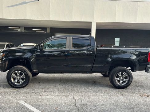 Used 2015 Chevrolet Colorado Z71 AWD/4WD image 2