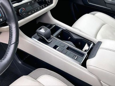 Certified 2023 Nissan Pathfinder SL w/ Cargo Package image 15