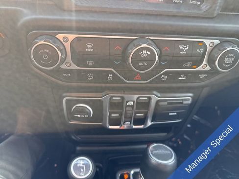 Used 2023 Jeep Gladiator Overland AWD/4WD image 31