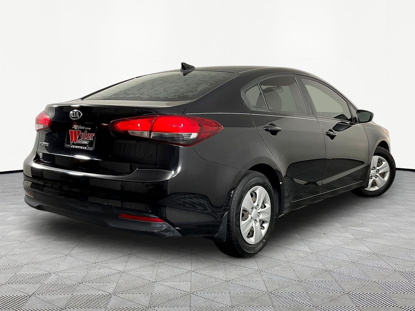 Used 2018 Kia Forte LX w/ LX Popular Package FWD image 6