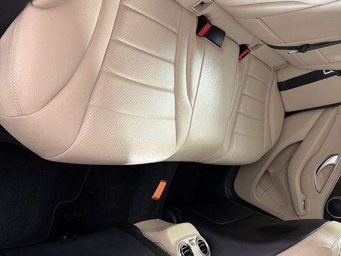 Used 2019 Mercedes-Benz C 300 Sedan image 21