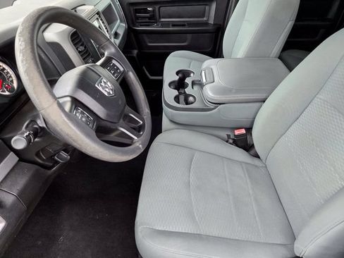 Used 2020 RAM 1500 Tradesman w/ Chrome Plus Package RWD image 12