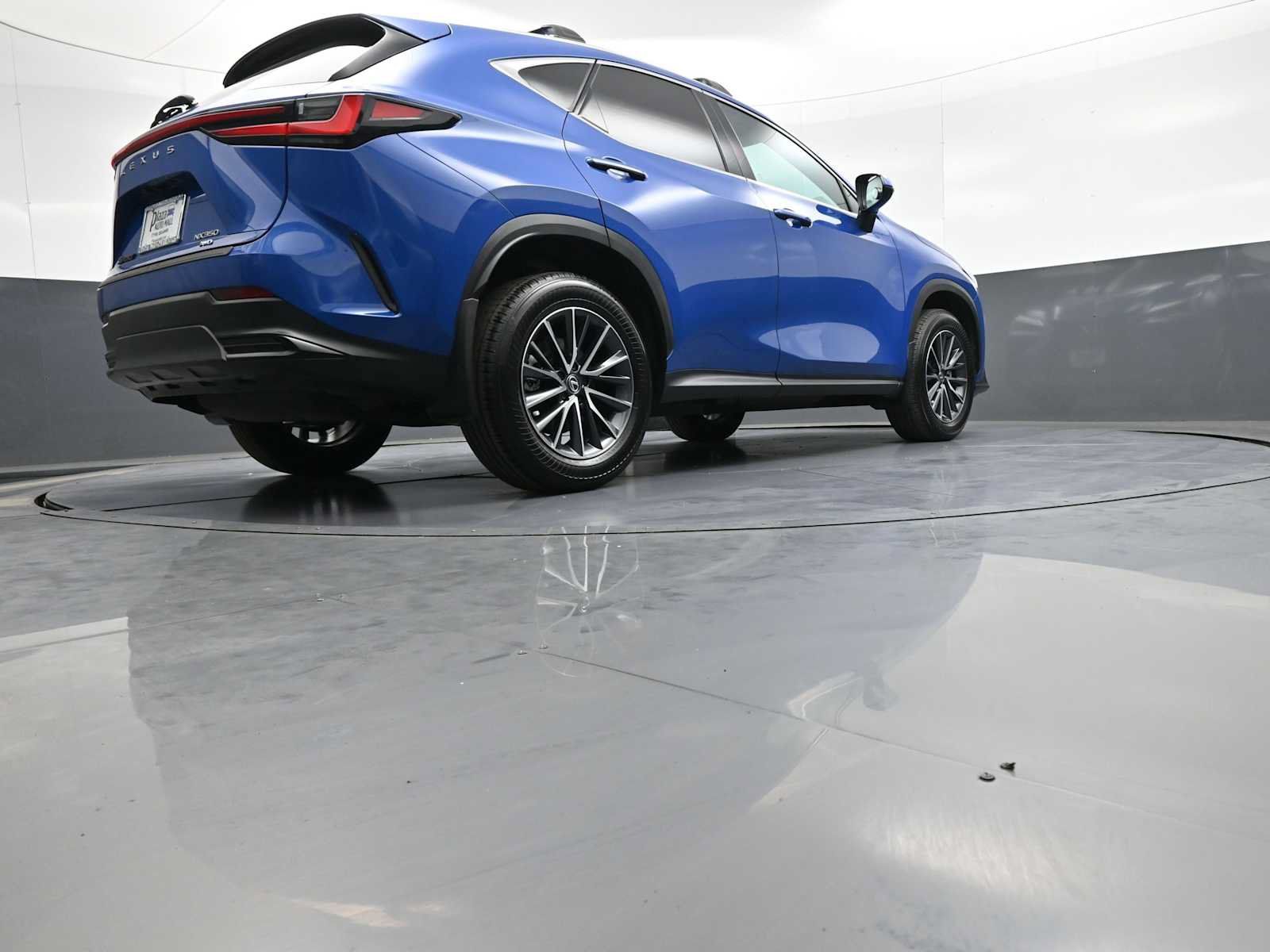Used 2025 Lexus NX 350 AWD w/ Accessory Package (2T) image 32