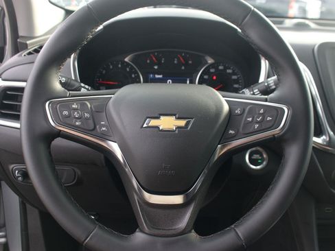 Used 2024 Chevrolet Equinox LT AWD/4WD image 19