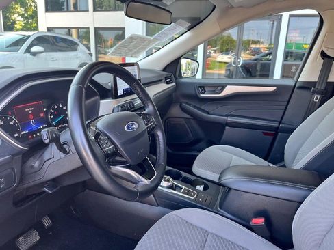 Used 2022 Ford Escape SE w/ Cold Weather Package FWD image 14