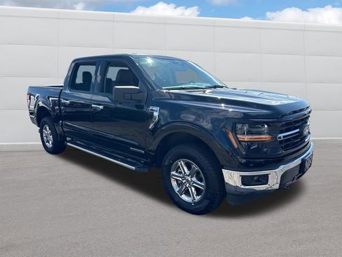 Used 2024 Ford F150 XLT w/ Mobile Office Package image 9