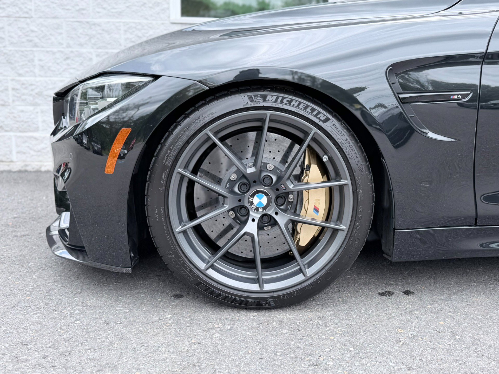 Used 2019 BMW M4 CS w/ Executive Package RWD image 40