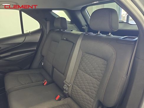 Used 2021 Chevrolet Equinox LT image 28