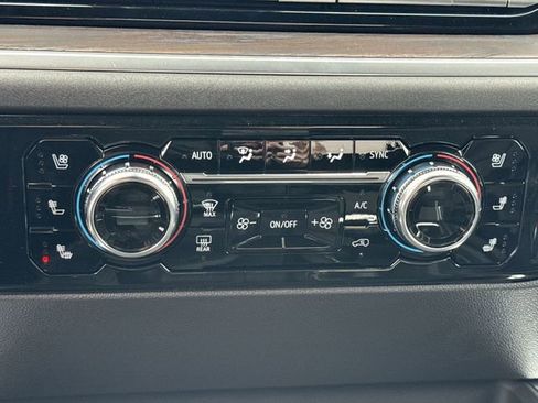 New 2026 GMC Sierra 1500 SLT w/ SLT Premium Package image 19