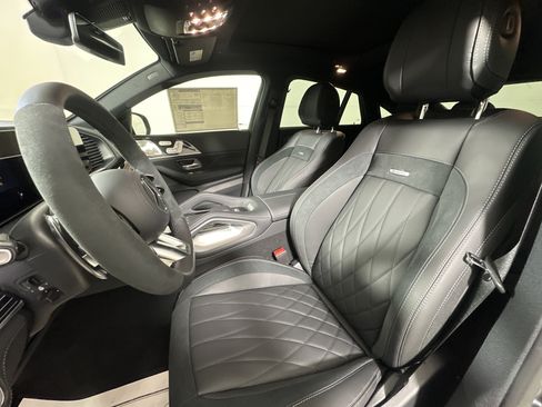 New 2026 Mercedes-Benz GLE 53 AMG 4MATIC Coupe image 9